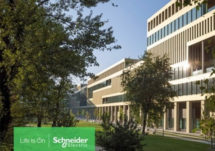 foto Fast Company reconoce las soluciones Net Zero Building de Schneider Electric implantadas en IntenCity